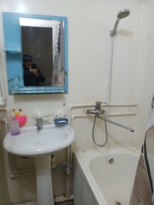 Konechka tomonda 2 xonalik uy sotiladi