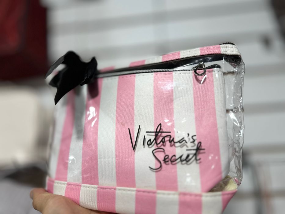 Косметички,сумочек для бани