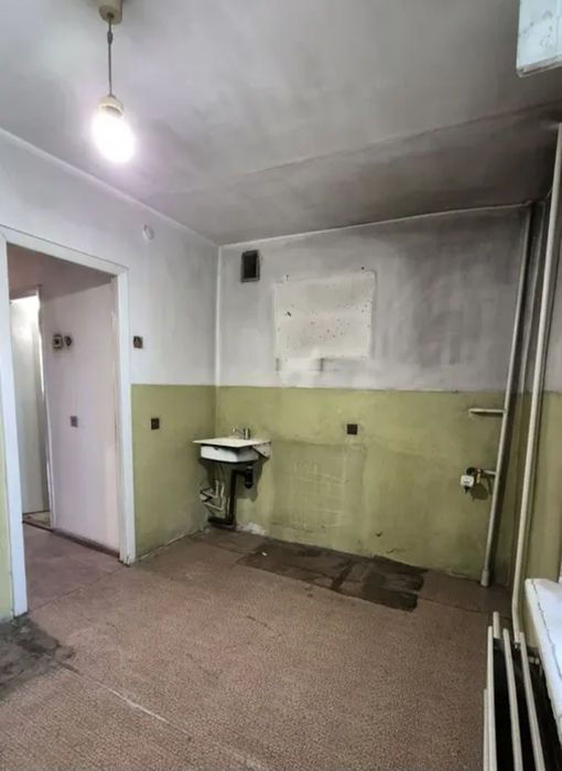 продам 3-х ком. 72кв. 3мкр. 2-этаж