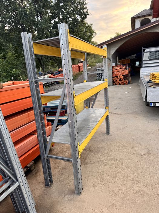 Rafturi metalice