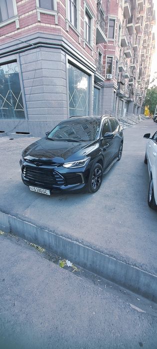 Tracker 2023yil premier kraska toza prapan