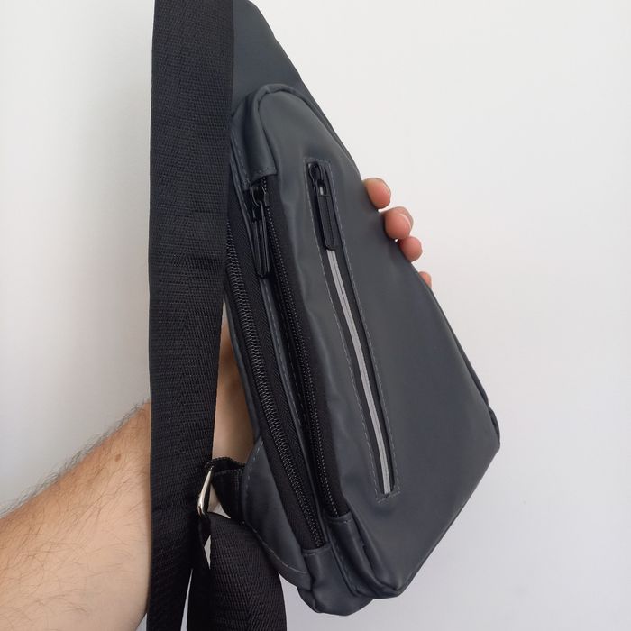 Мъжка чанта през рамо