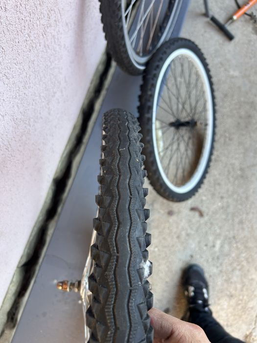 vand roti pe 24 inch