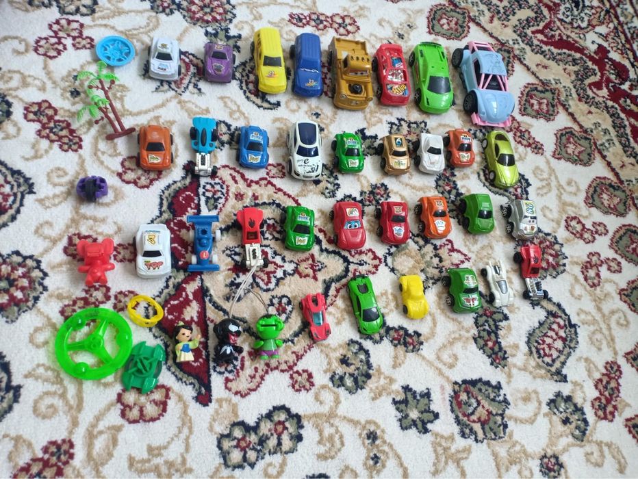 Продается детские игрушки