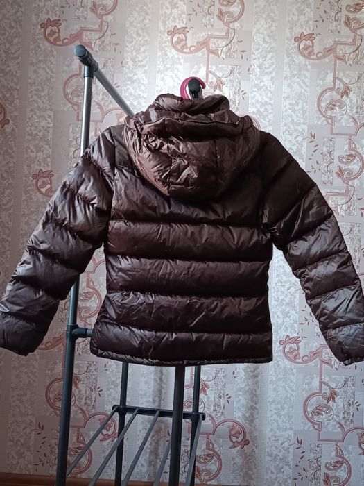 Детская одежда. Куртка коричневая, с капюшоном