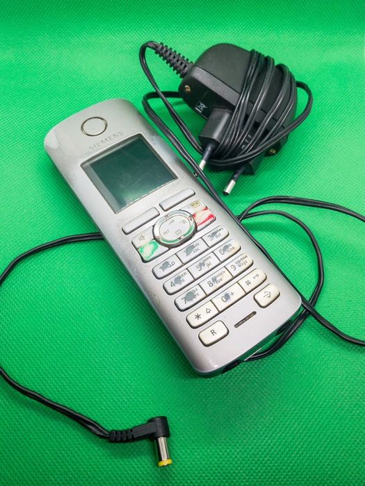 Радиотелефон Siemens Gigaset S455.