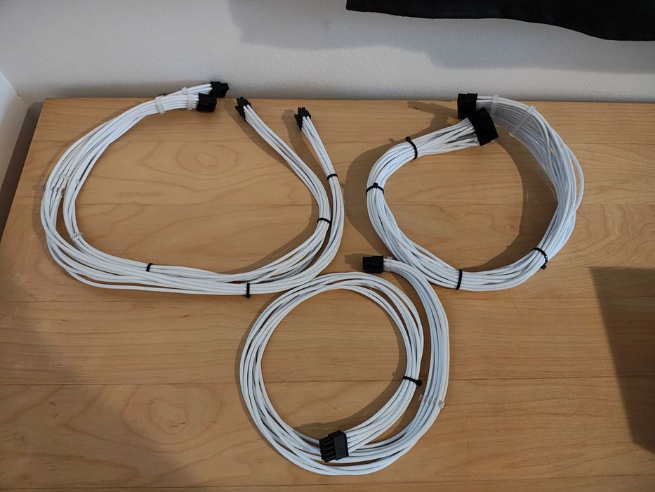 Sursa Seasonic 650W modulara - 430 lei
