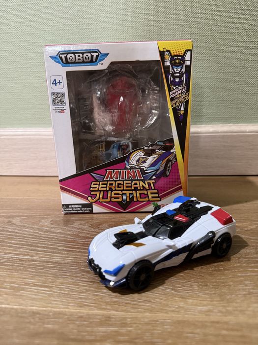 Тобот транформер машина робот трансформер с коробкой