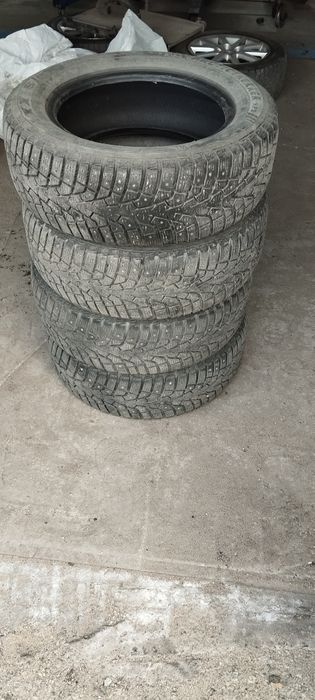 Продам зимнюю резину R16