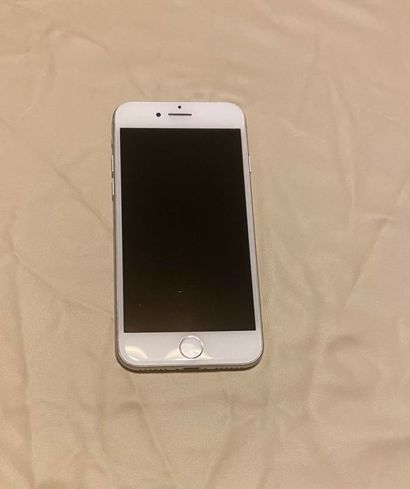 iPhone 7 silver 32GB
