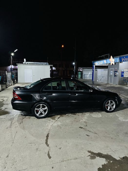 Mercedes Benz c220