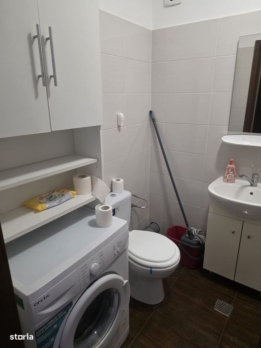 Garsonieră de închiriat – Str. Tineretului nr. 79 | 300 €/lună