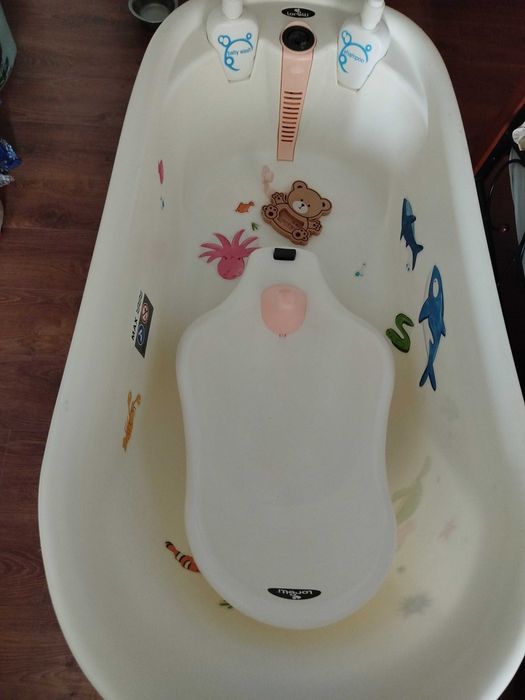 Комплект за къпане Lorelli - Вана с оттичане, подложка, термометър и стойка, 88 cm, бяла