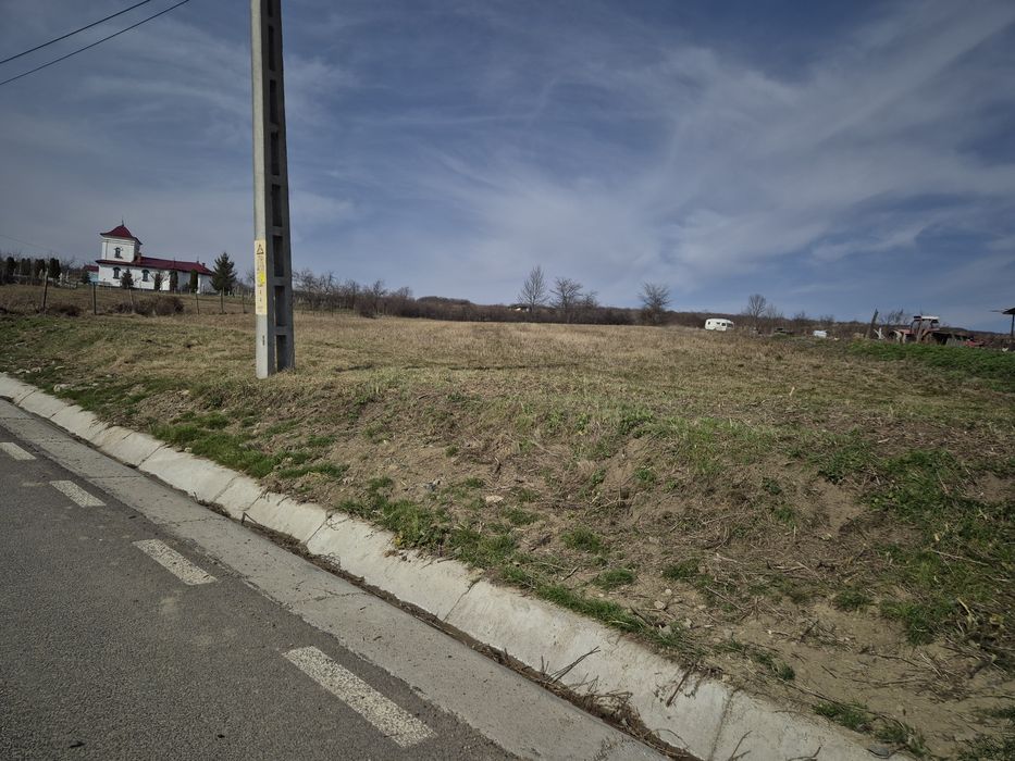 Teren intravilan Tomești-Goruni