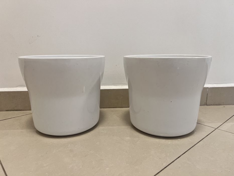 кашпи керамика, бели, немски, два броя