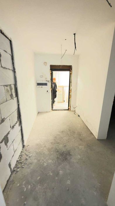 Срочно продаётся 2х комнатная квартира на 7 и 6 ом этаже ЖК SAF Towers