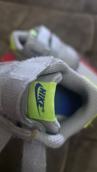 Nike оригинал кроссовки размер 17 с Германии 150000сум