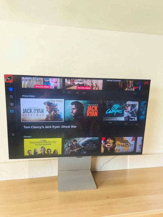 Samsung ViewFinity S9 – 27” 5K IPS Professional Monitor