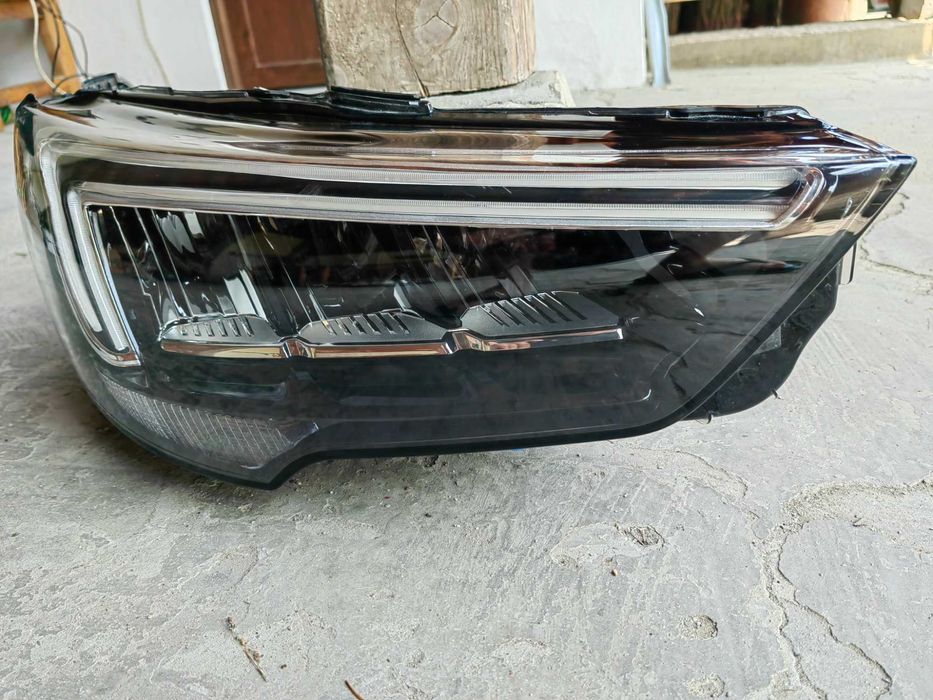 Фар Opel Crossland X LED 22г. десен / Фар Опел Кросланд Оригинален