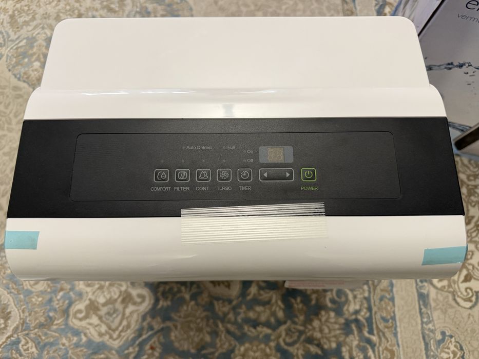 Dezumidificator Comfee by Midea/ COMFEE MDDP-30DEN7 30L / 24H