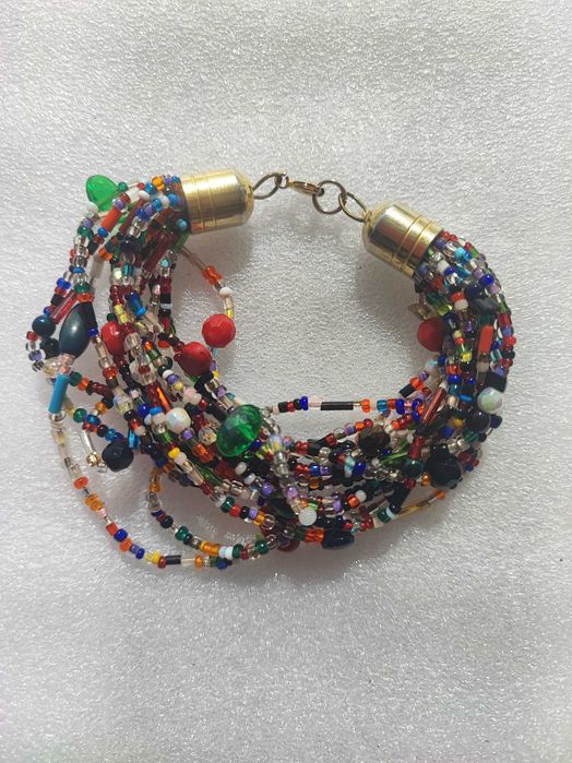Colier, gablonțuri, brățări, accesorii