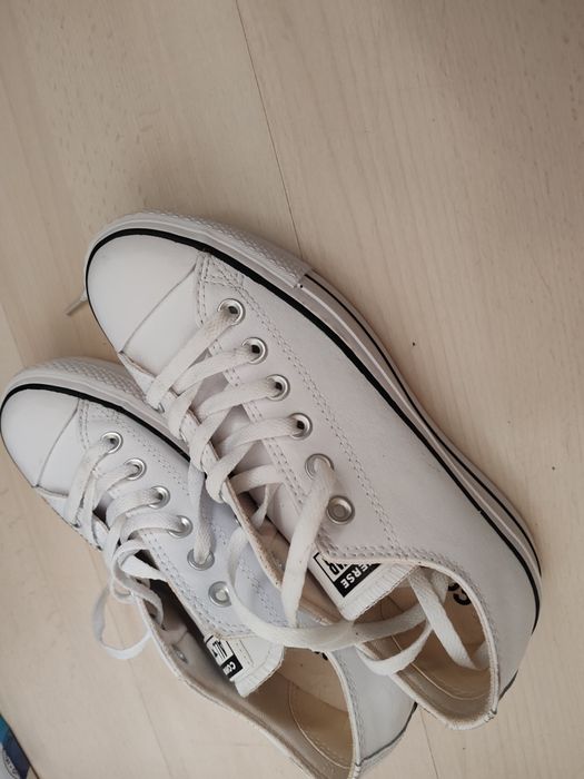 Нови кожени кецове Converse 37.5