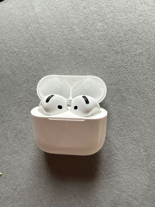 Наушники Air pods 4