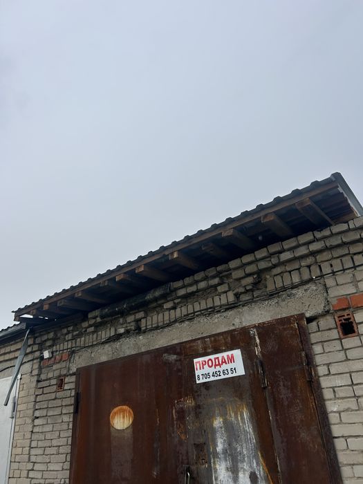 Продам гараж Сьянова 120