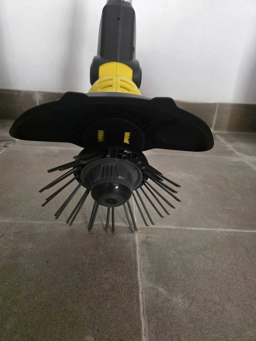 Perie electrica KARCHER WRE 18-55, 18V, 2.5Ah, acumulator