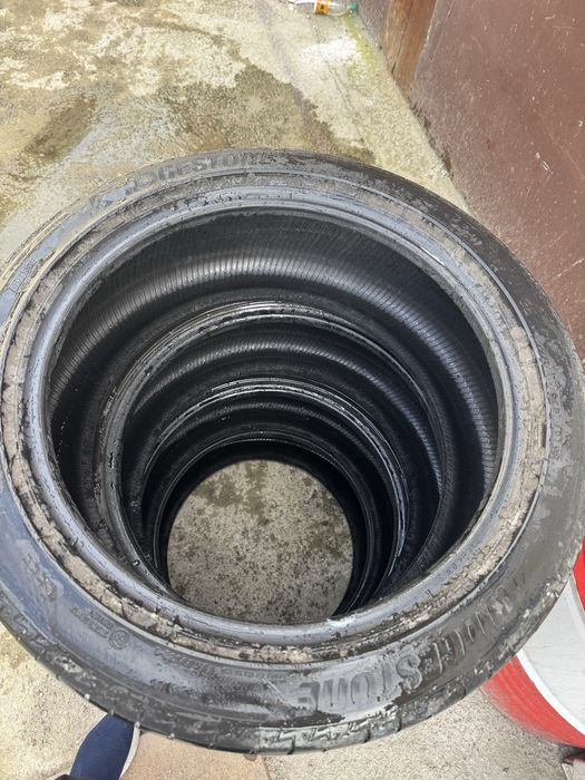 Продам Bridgestone шины