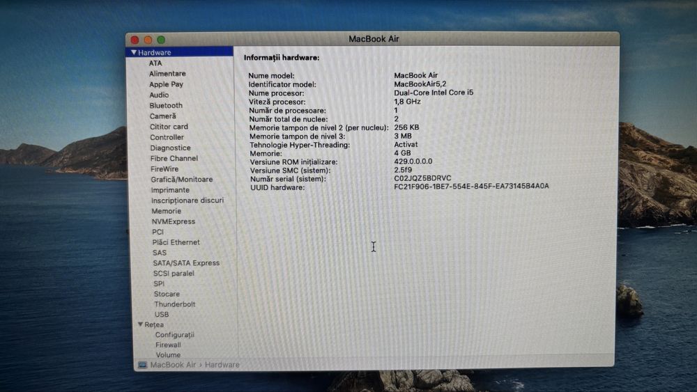 Vând MacBook Air model A1466 - ca nou