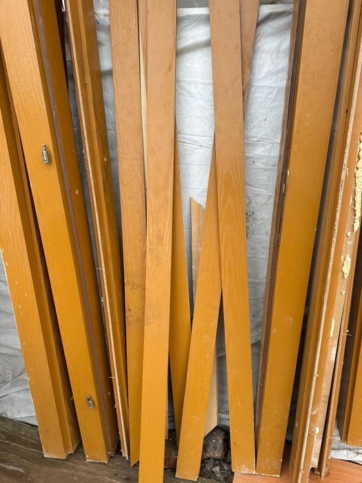 Uși de interior din lemn