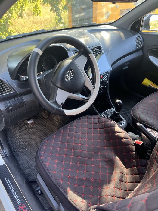 Продум машину hyundai accent