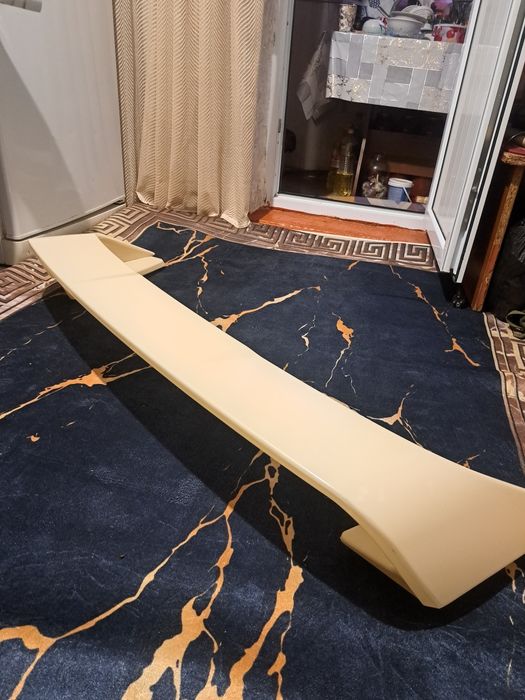 Спойлер ево для багажника