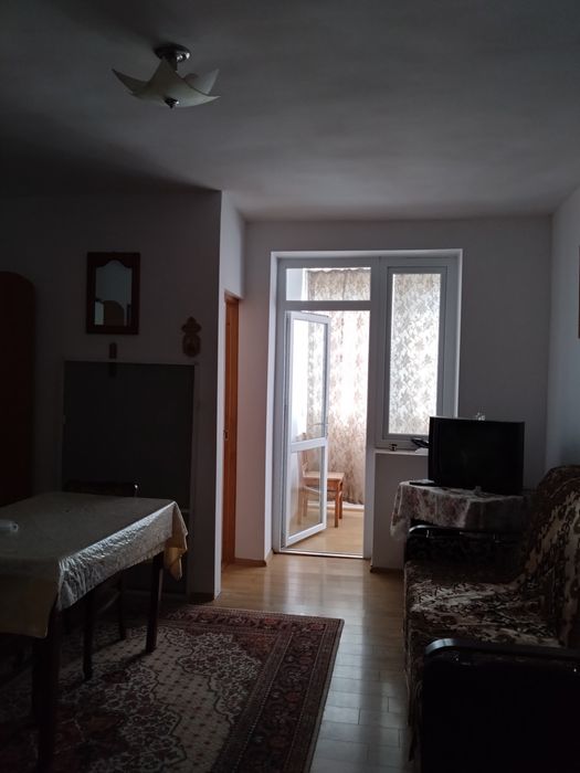 De vanzare garsoniera in Campeni , 40000 de euro .