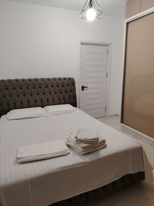 Ap zona Tomis Nord Constanta în regim hotelier 2 cam decomandat