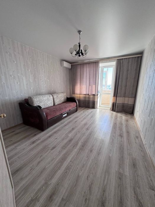 1 ком мкр.Алтын Арман 48 м2