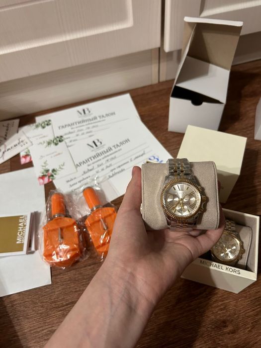 Часы Michael Kors