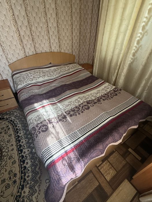 Продам спальный гарнитур