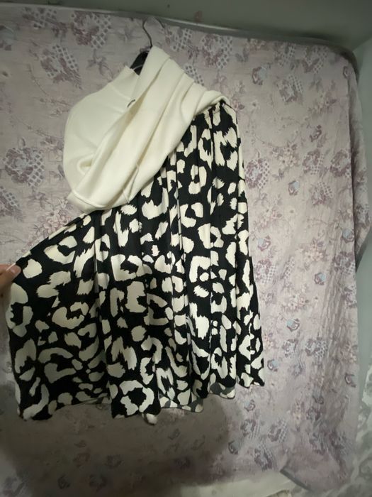 Көйлектер сатылады