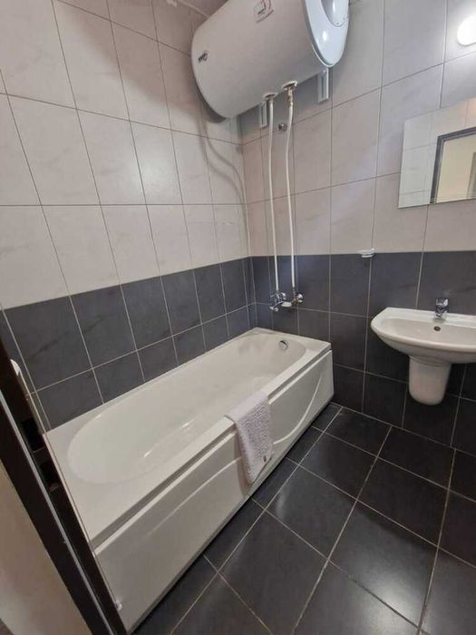 Дава се под наем Двустаен апартамент в Бургас, Сарафово - 50 кв.м за 331.5 € - Снимка #5