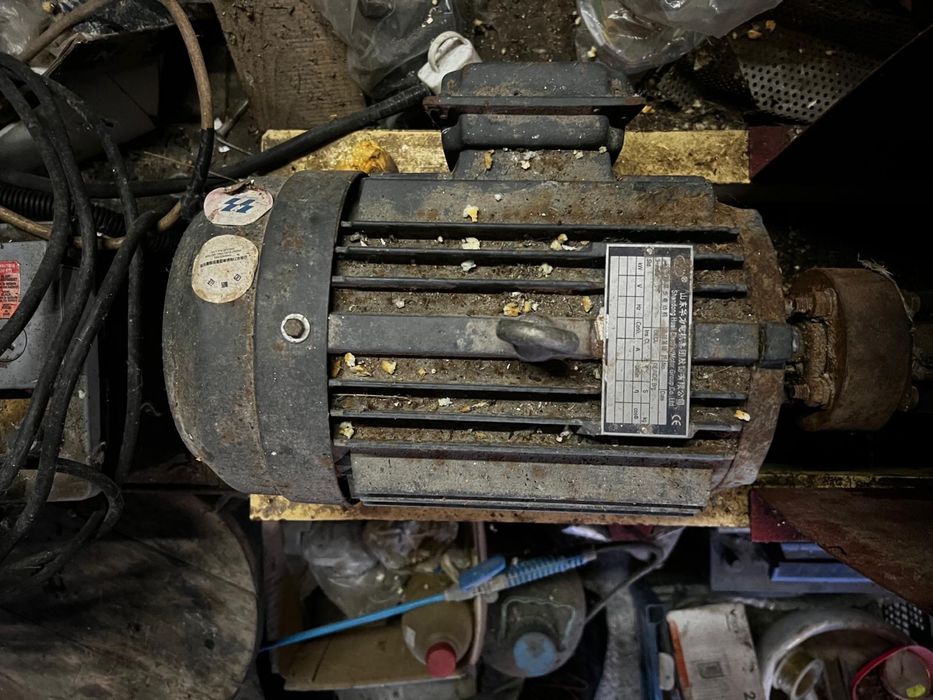 Granulator de peleți -trifazic