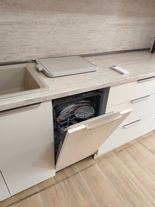 Нов, обз. 2-ст., ул.Бълг. легия , Акт 16/2025г.,ЧЖП 60м2, ет.2/6, с ПМ