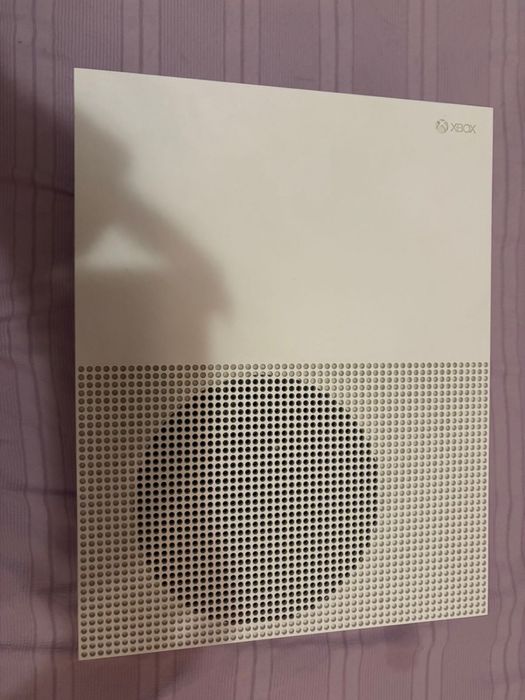 Продам X Box one 512GB