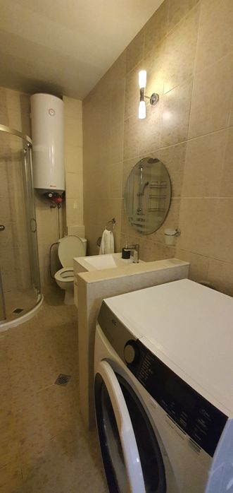 Тристаен кв. Левски до 2ри Корпус на Винс