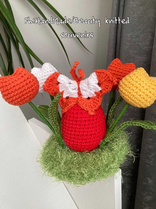 Пролетна композиция играчки