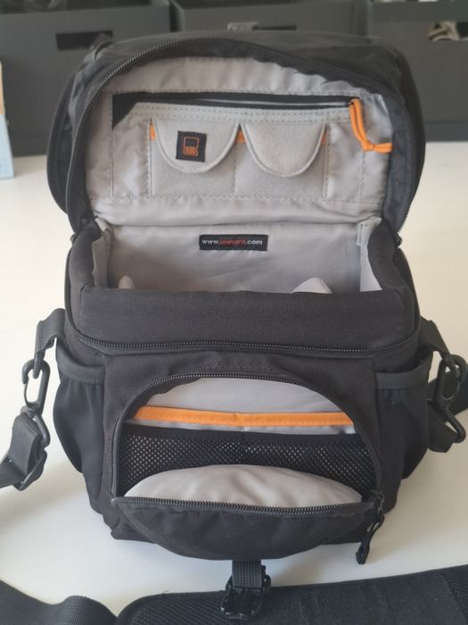 Geanta foto Lowepro Nova 160 AW