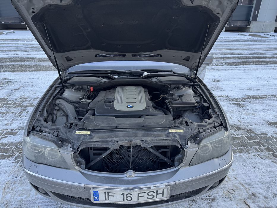 Bmw seria 7 stare excelenta. Nu se accepta schimburi.