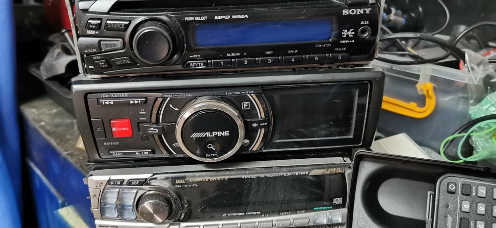 vand cd player masina alpine