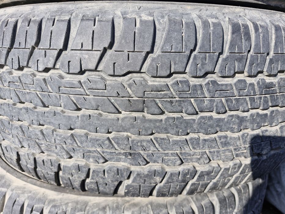 На Прадо 265/60/18 Дунлоп